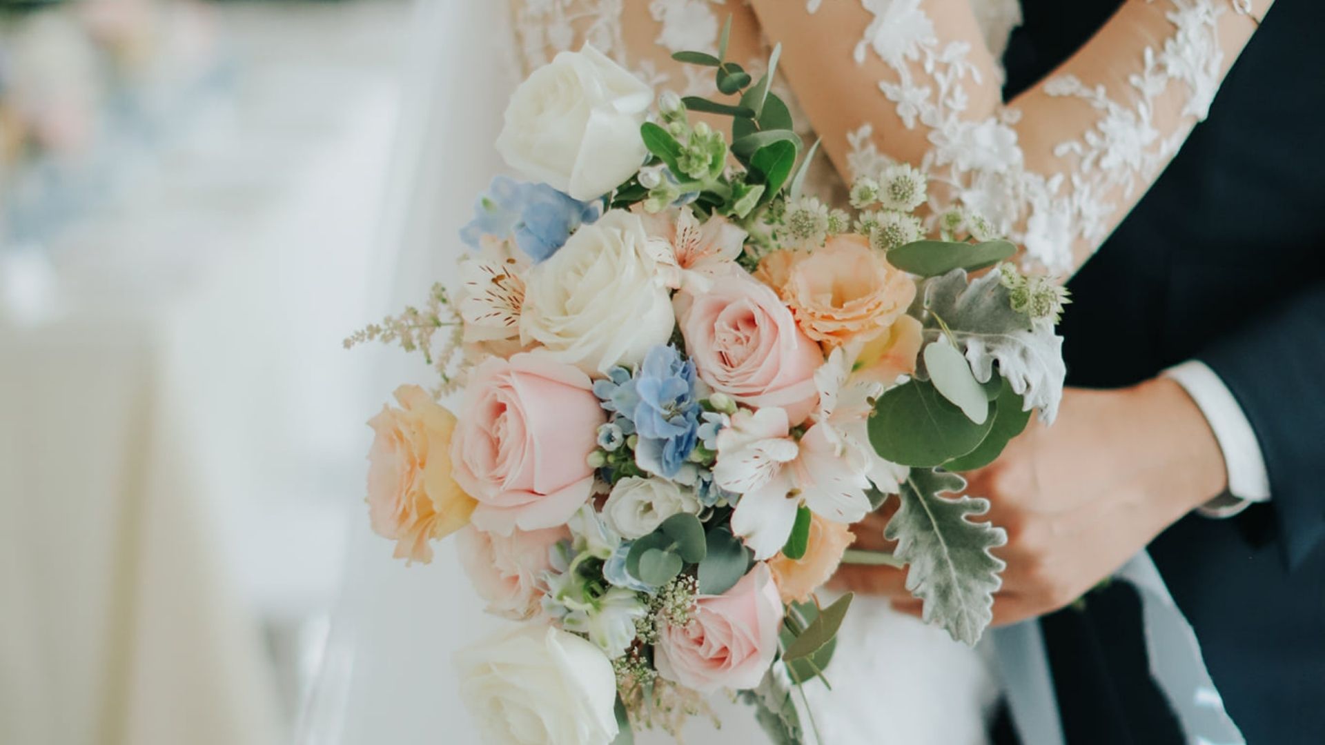 Wedding florals and bridal bouquets by Fleuriste Singapore