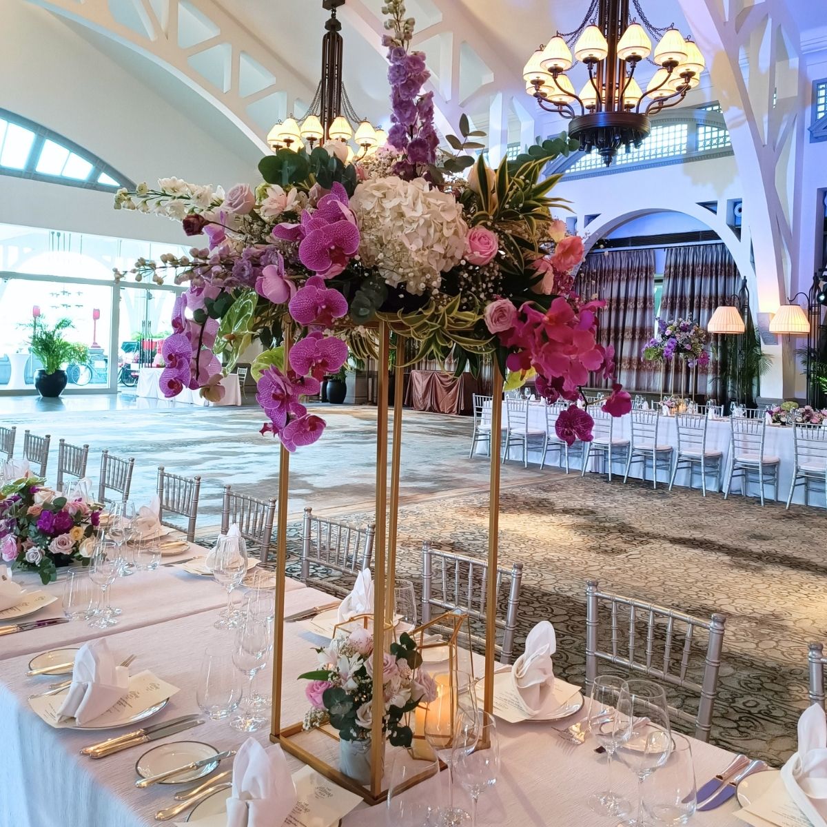 Fullerton Bay Clifford Pier wedding centrepiece tropical tall arrangement ballroom Singapore