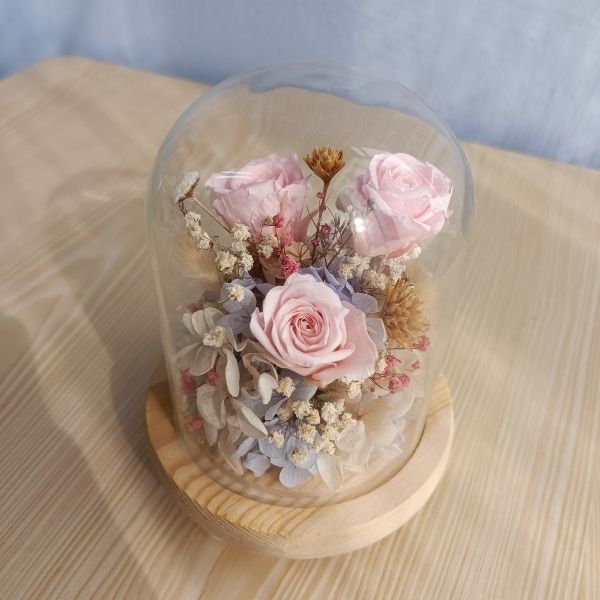 Mini belljar preserved flowers workshop Fleuriste Singapore