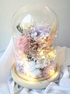 Fleuriste bouquet bell jar preserved flowers roses hydrangea fairy lights everlasting love