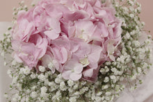 Fleuriste bouquet flowers the cloud hydangea babys breath white pink blue 